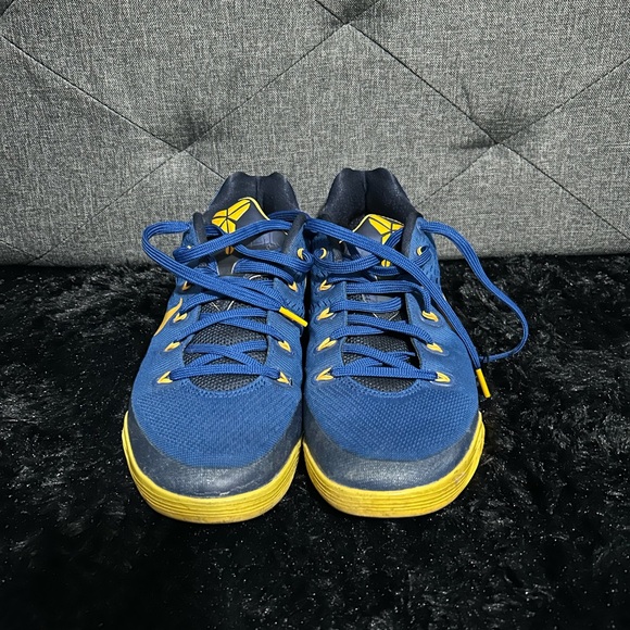 Nike Kobe 9 EM size 8.5 - Picture 3 of 9